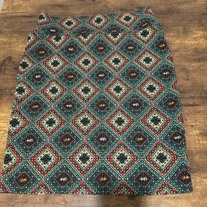 LuLaRoe Elephant print pencil skirt polyester/spandex blend. Size XL. Runs big.